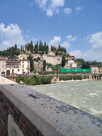 Verona uitzicht vanaf Ponte Pietra