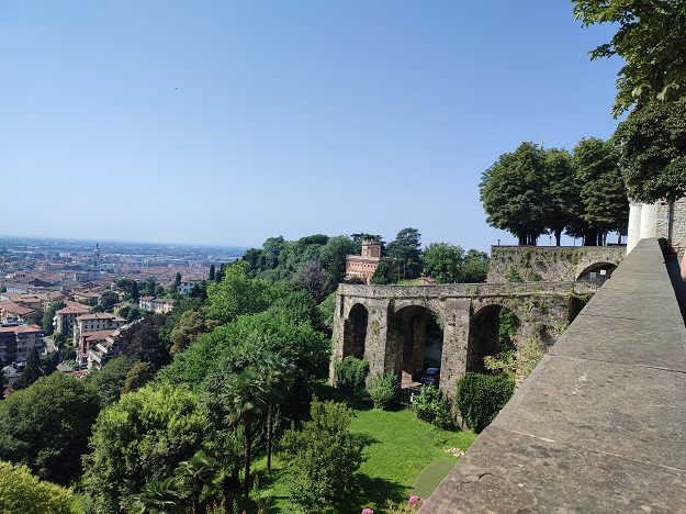 Wat te doen in Bergamo deel stadsmuur